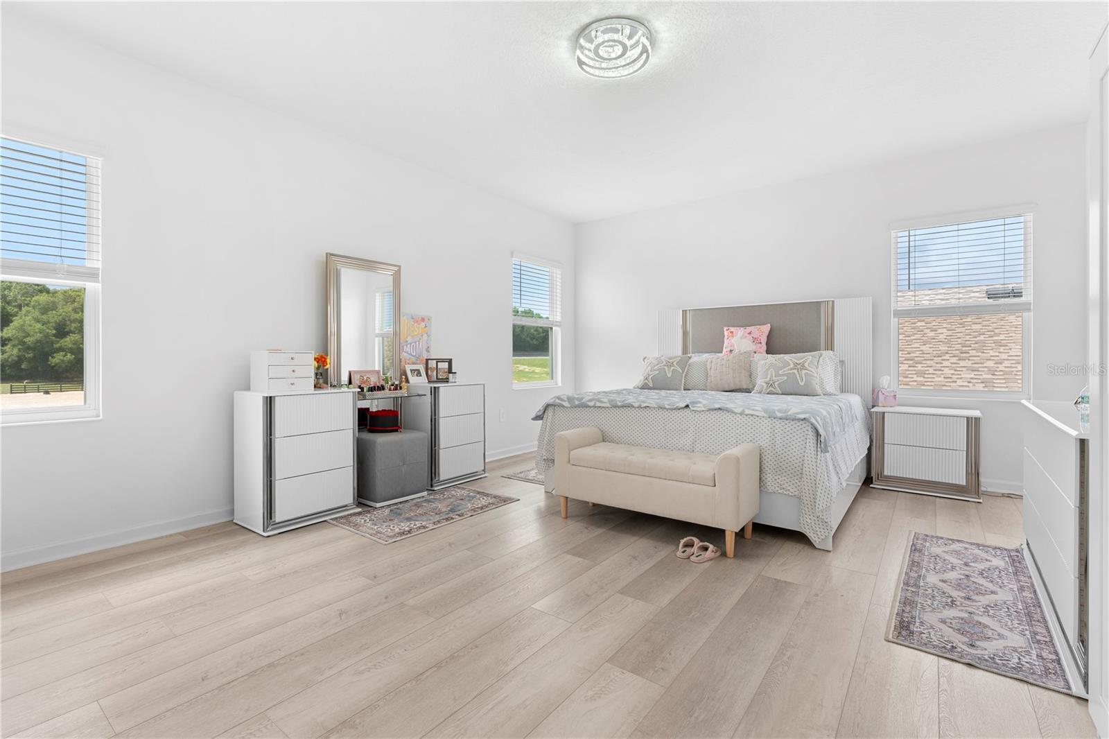 GOLDEN ORCHARD - Residential