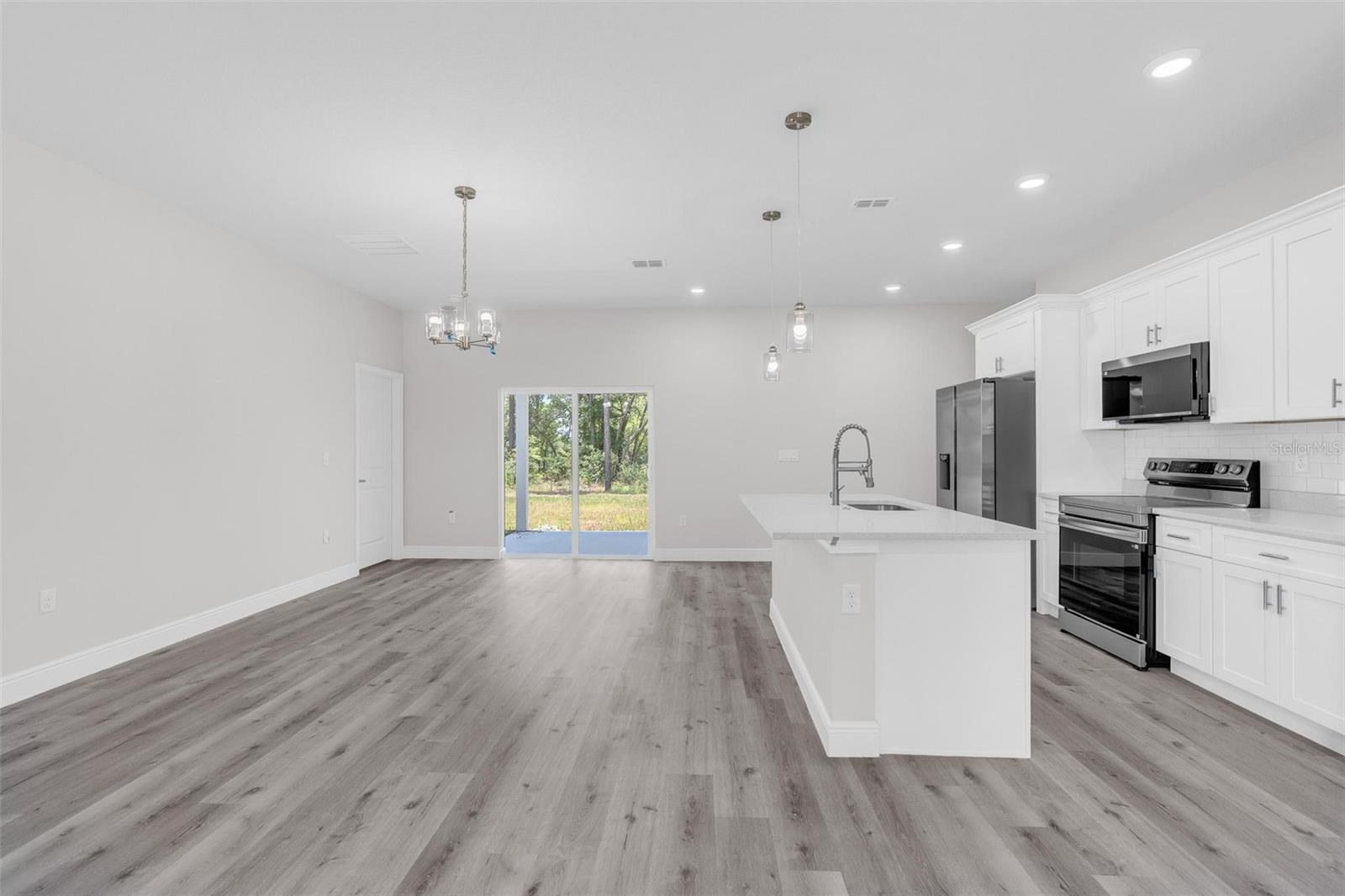 CITRUS SPGS UNIT 13 - Residential