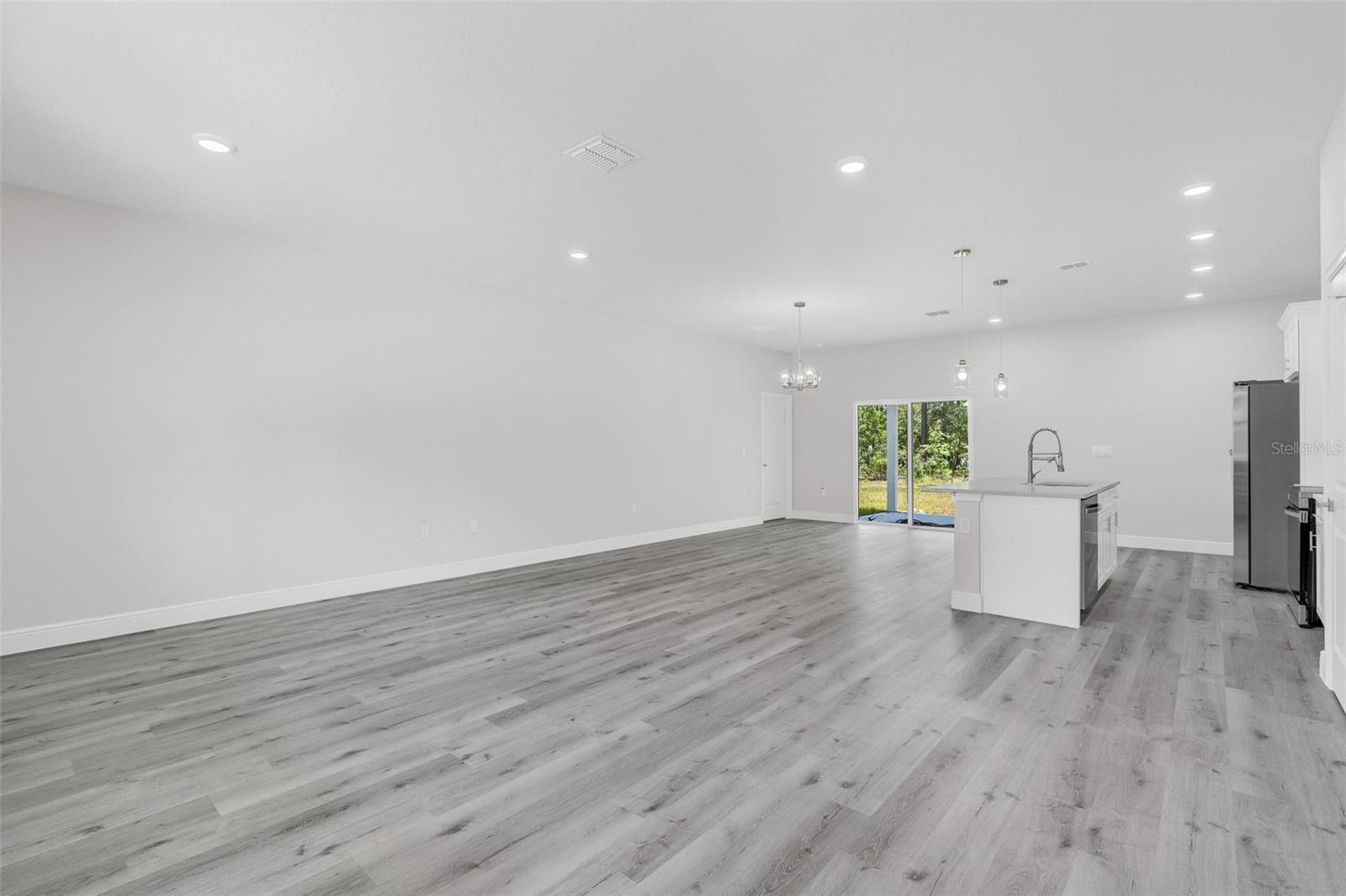CITRUS SPGS UNIT 13 - Residential