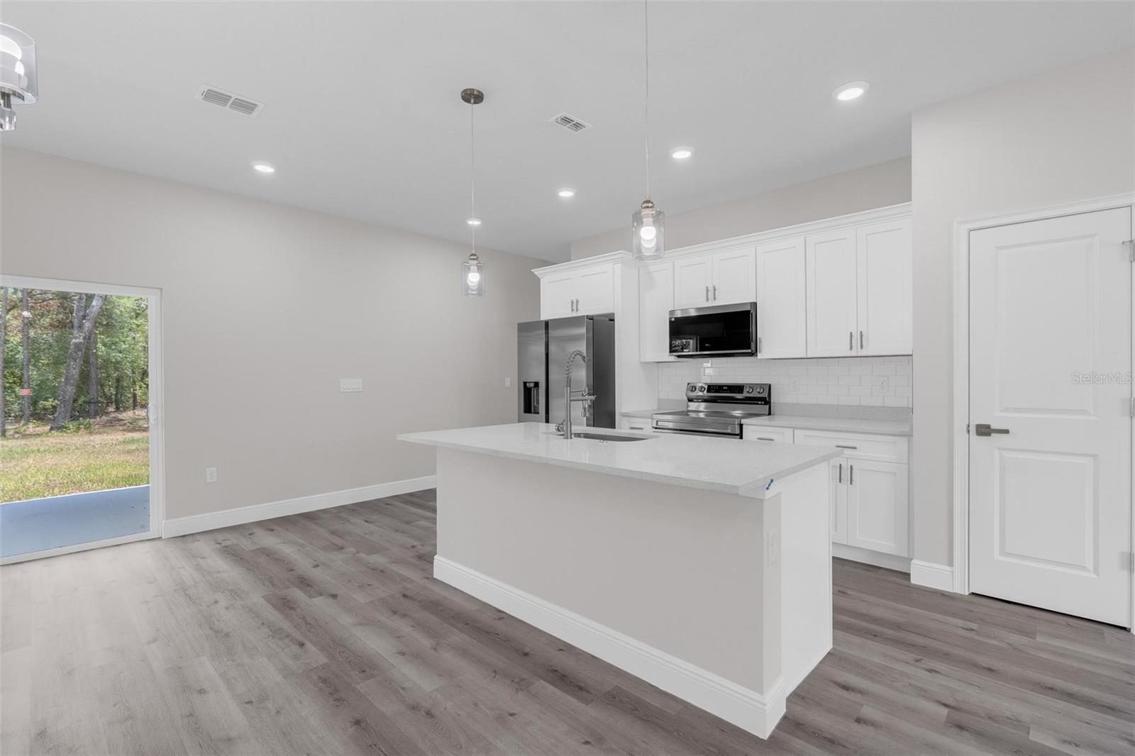CITRUS SPGS UNIT 13 - Residential