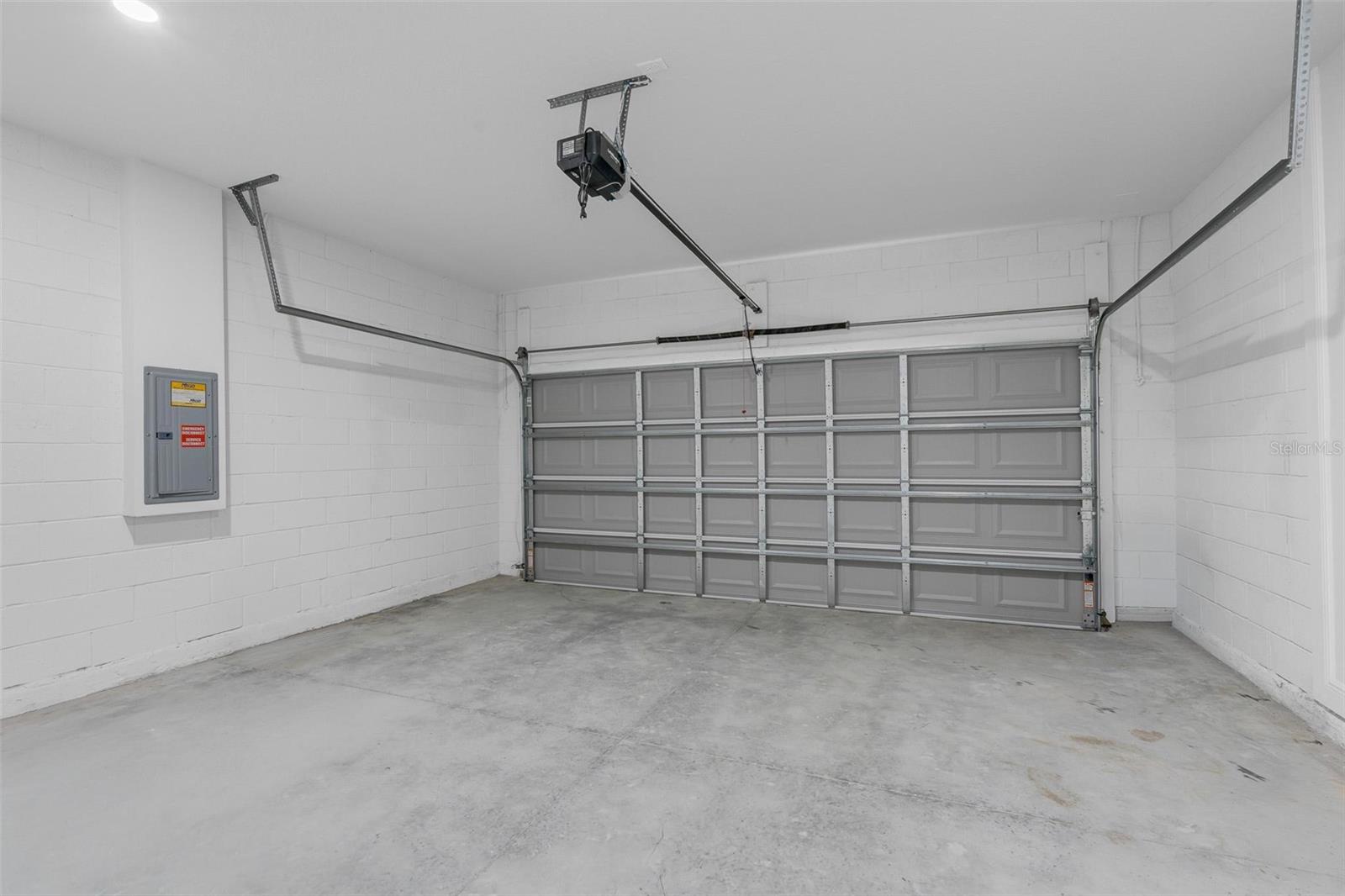 CITRUS SPGS UNIT 13 - Residential