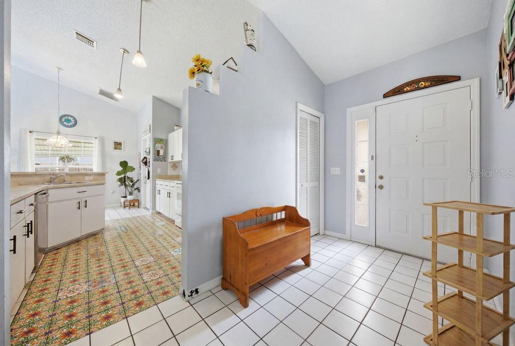 RAINBOW OAKS - Residential