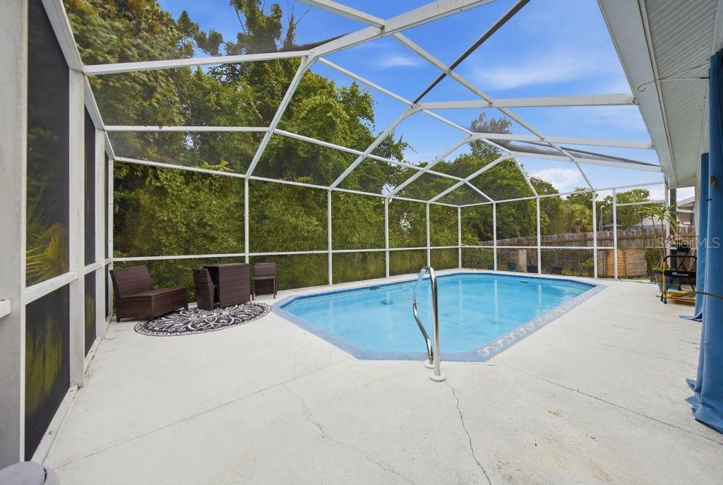 RAINBOW OAKS - Residential