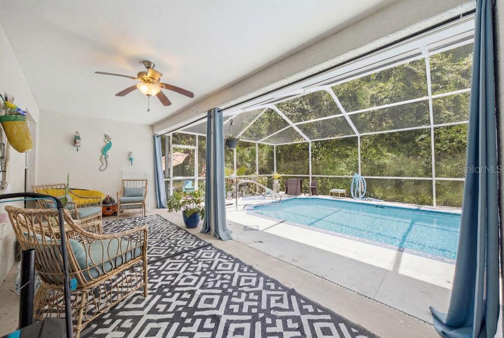 RAINBOW OAKS - Residential