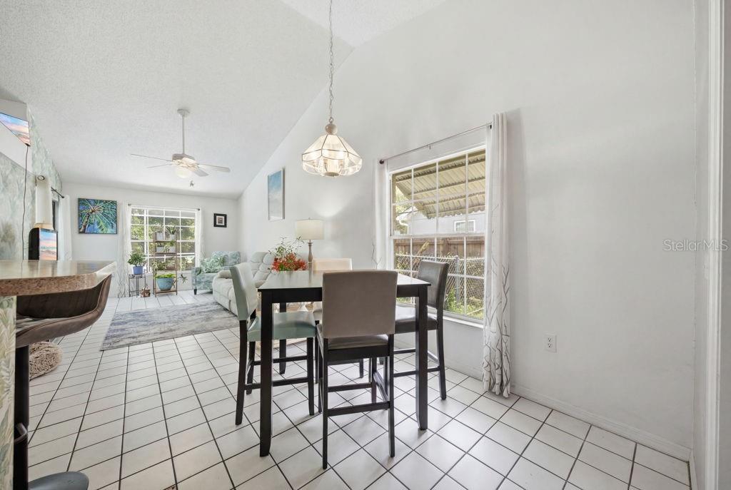 RAINBOW OAKS - Residential