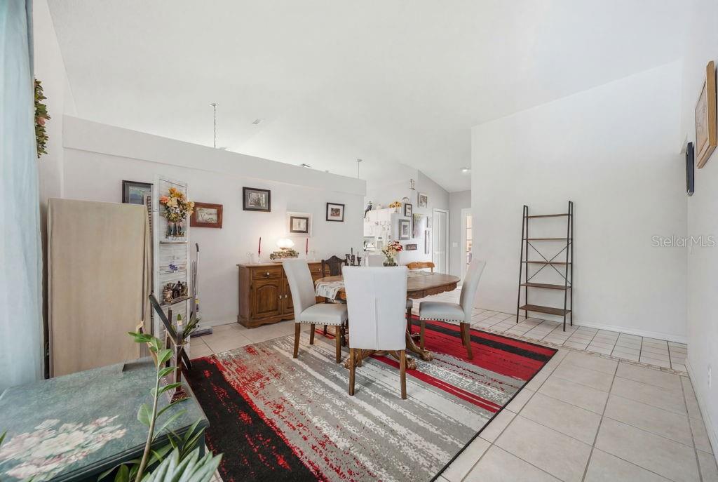 RAINBOW OAKS - Residential