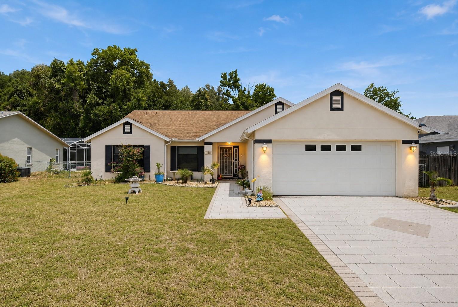 RAINBOW OAKS - Residential