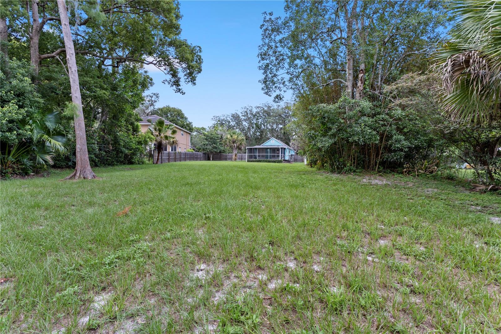 SPORTSMANS PARADISE REP OF A PT OF - Residential