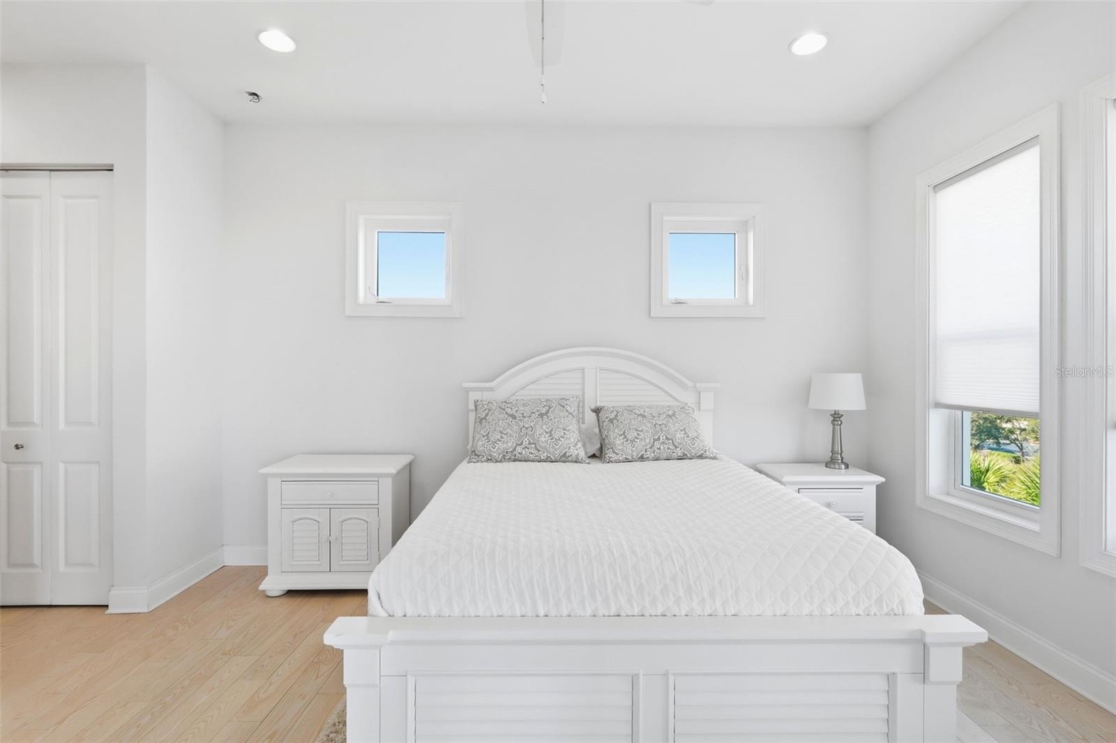 INLET VILLAS - Residential