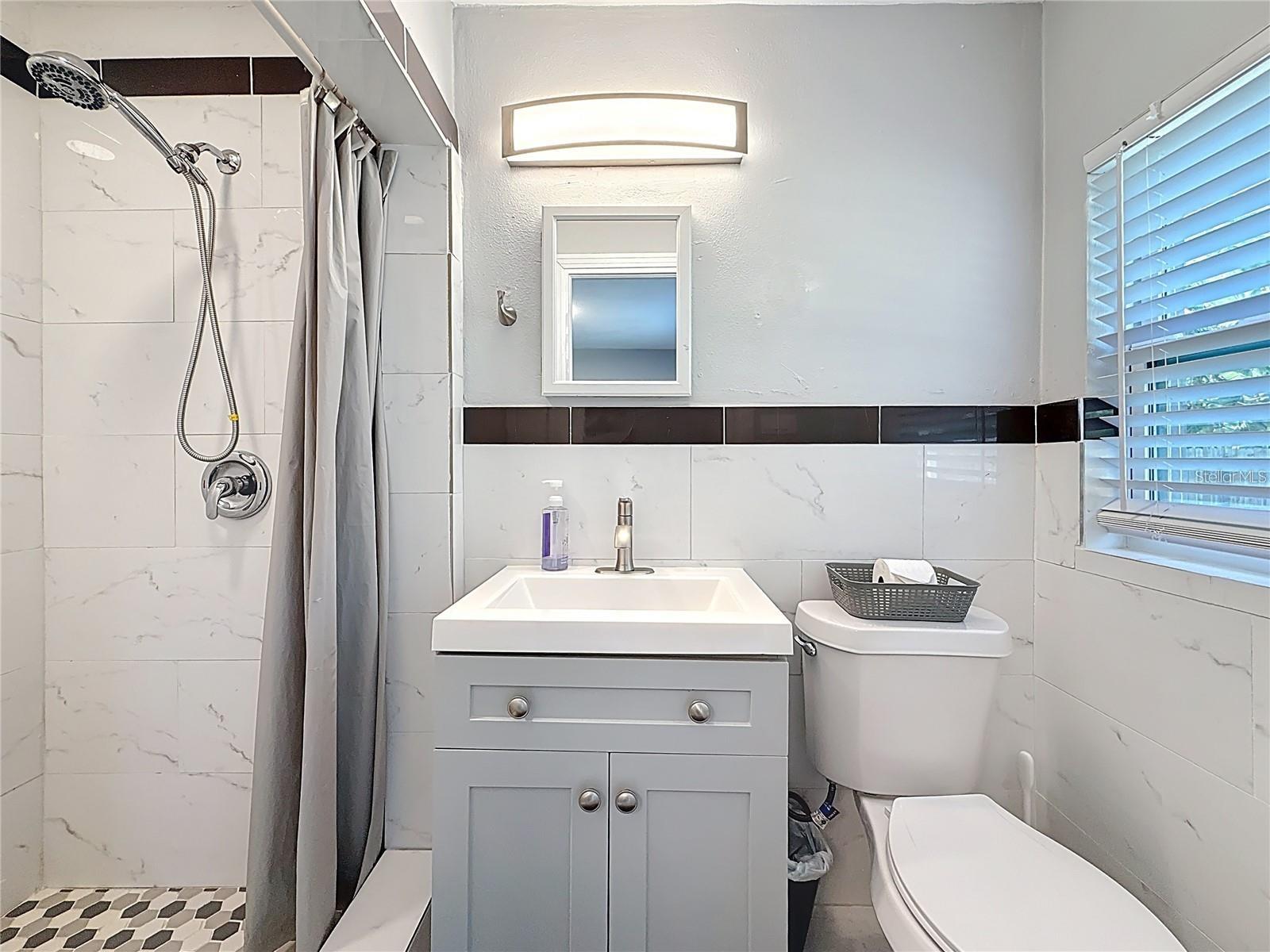 BREEZE HILL - Residential Lease