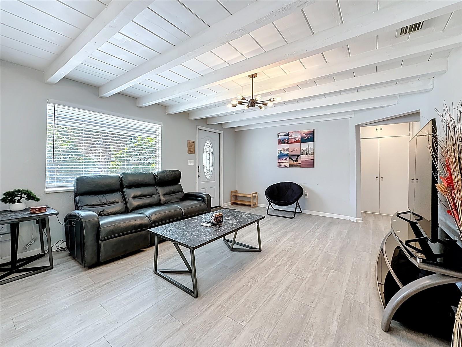 BREEZE HILL - Residential Lease