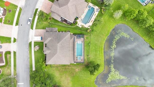 JOHNS LAKE POINTE - Residential