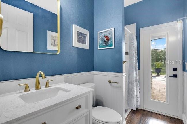 JOHNS LAKE POINTE - Residential