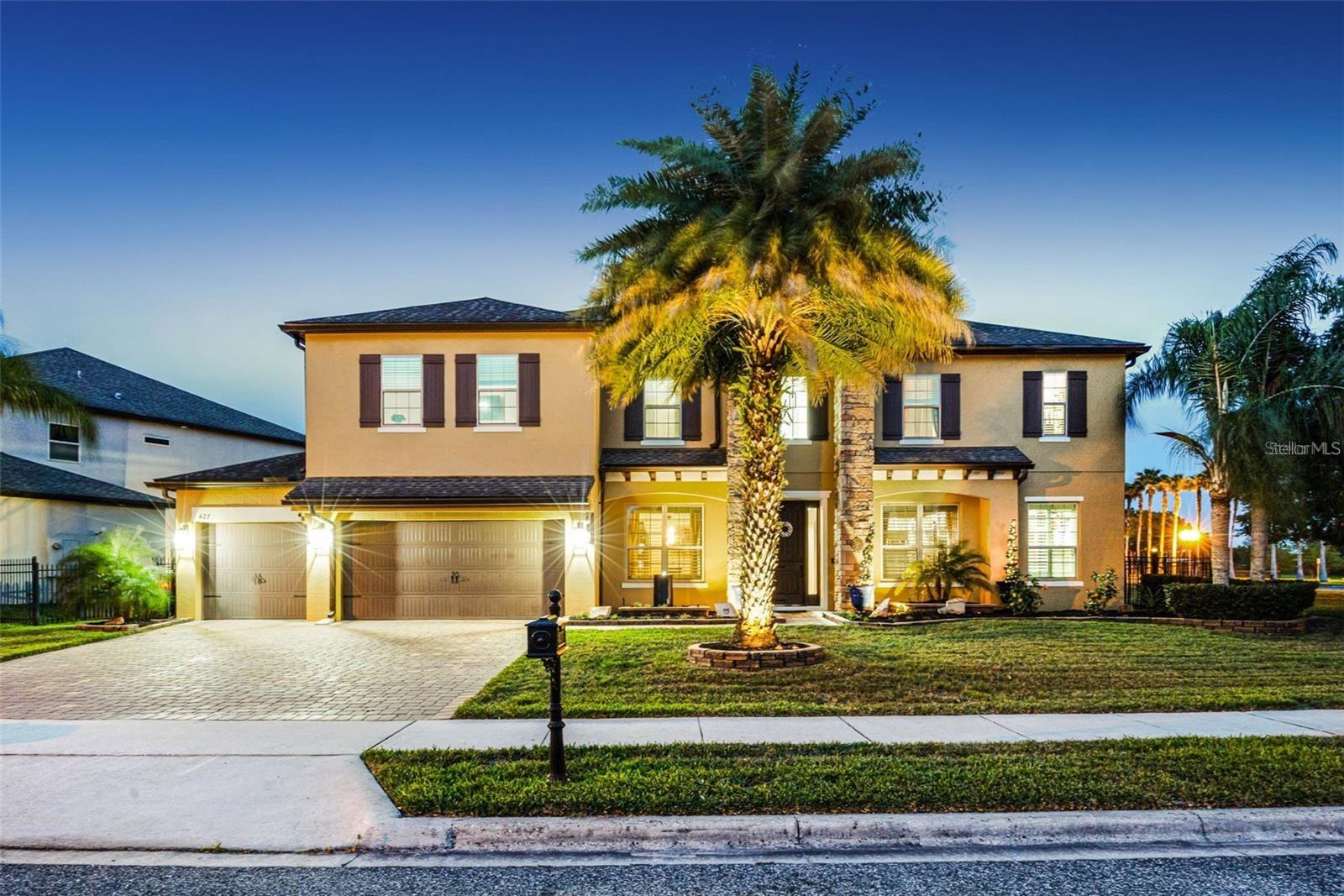 JOHNS LAKE POINTE - Residential
