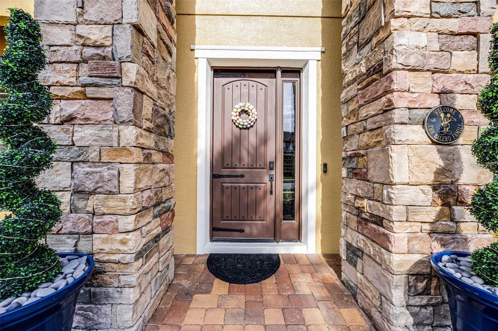 JOHNS LAKE POINTE - Residential