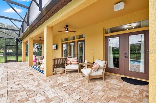 JOHNS LAKE POINTE - Residential