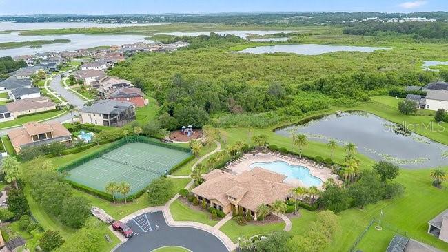 JOHNS LAKE POINTE - Residential