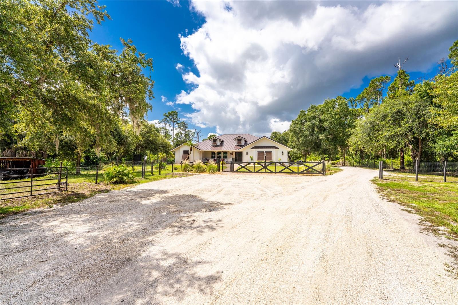 NORTH PORT CHARLOTTE ESTATES - Residential