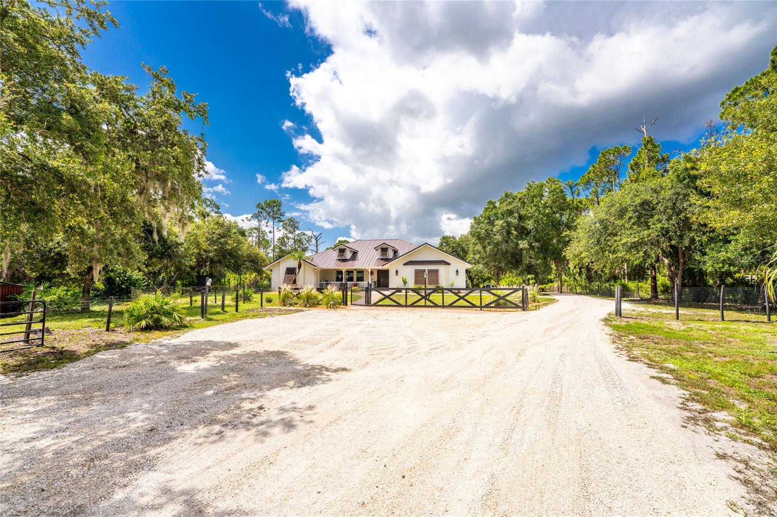 NORTH PORT CHARLOTTE ESTATES - Residential