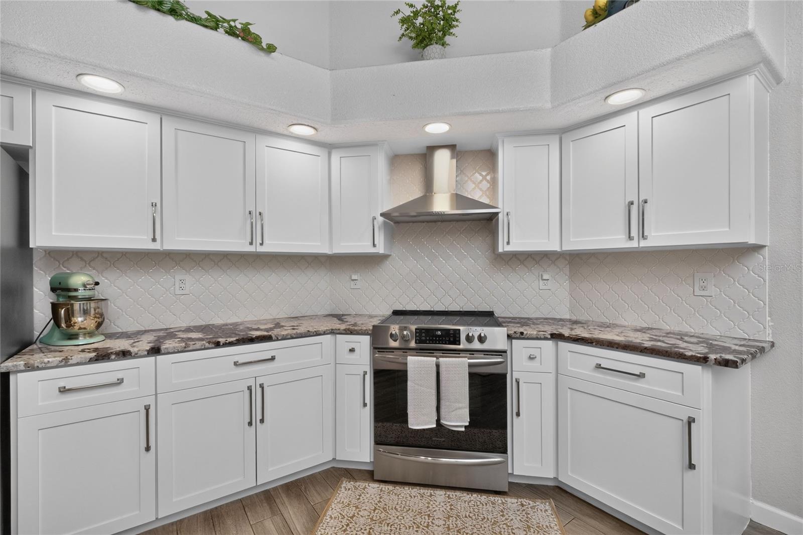 NORTH PORT CHARLOTTE ESTATES - Residential