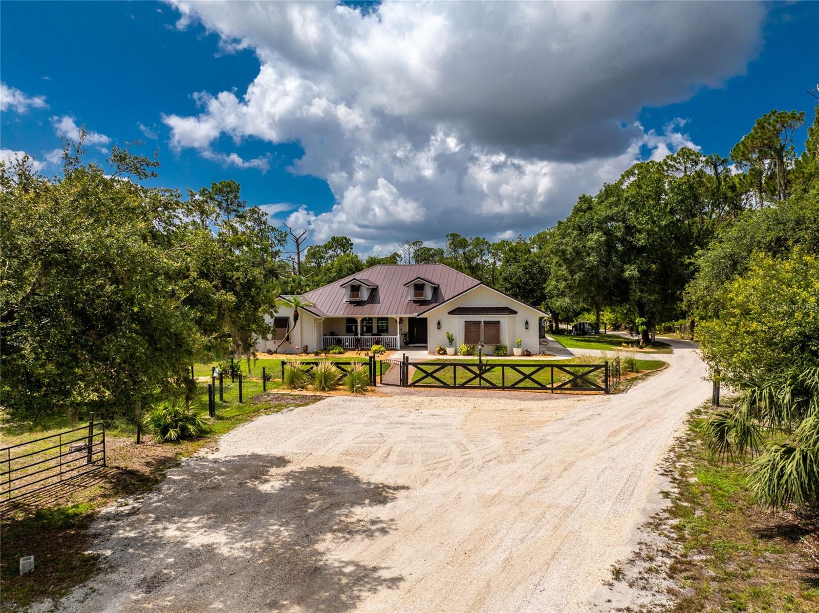 NORTH PORT CHARLOTTE ESTATES - Residential
