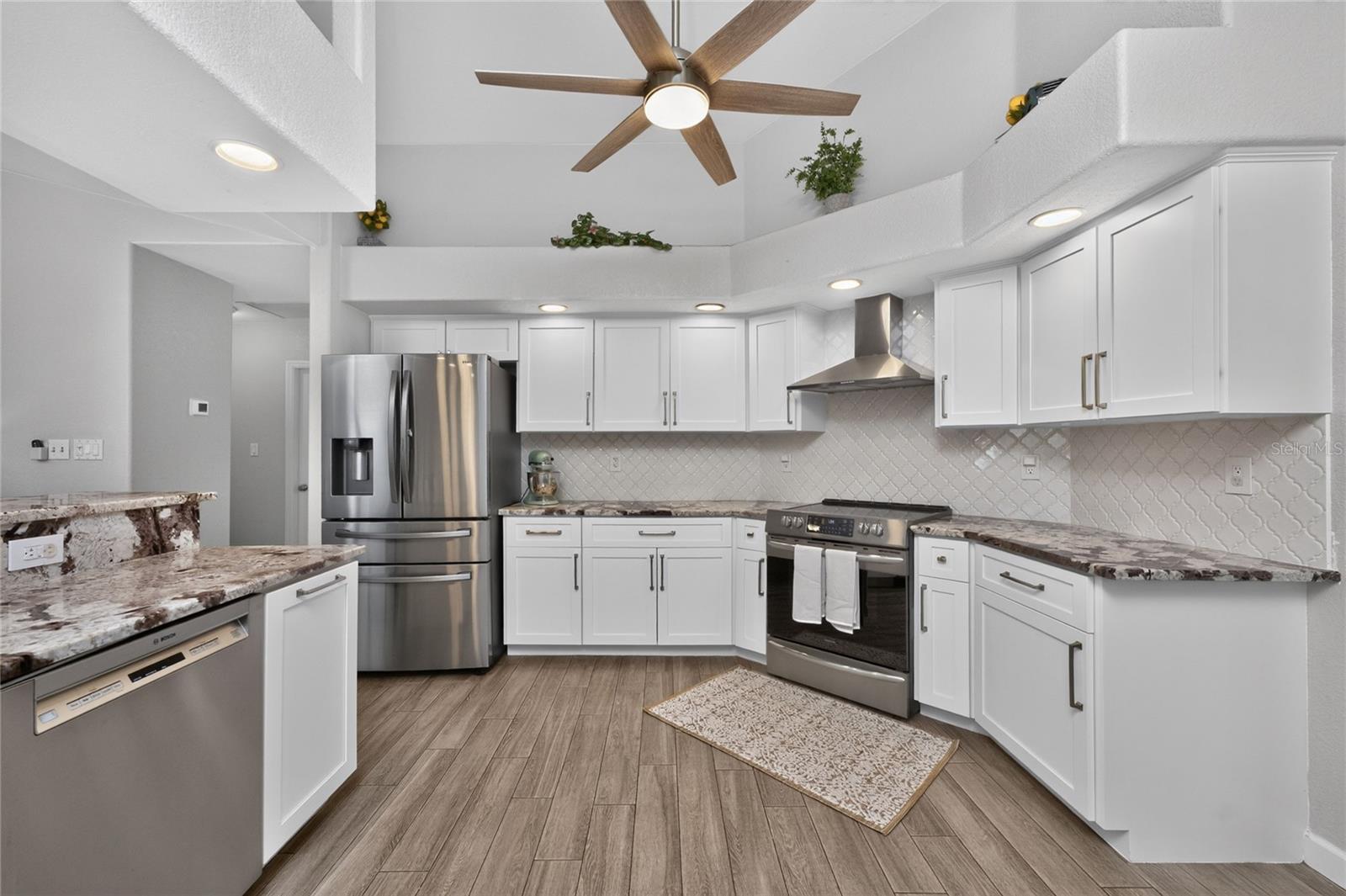 NORTH PORT CHARLOTTE ESTATES - Residential