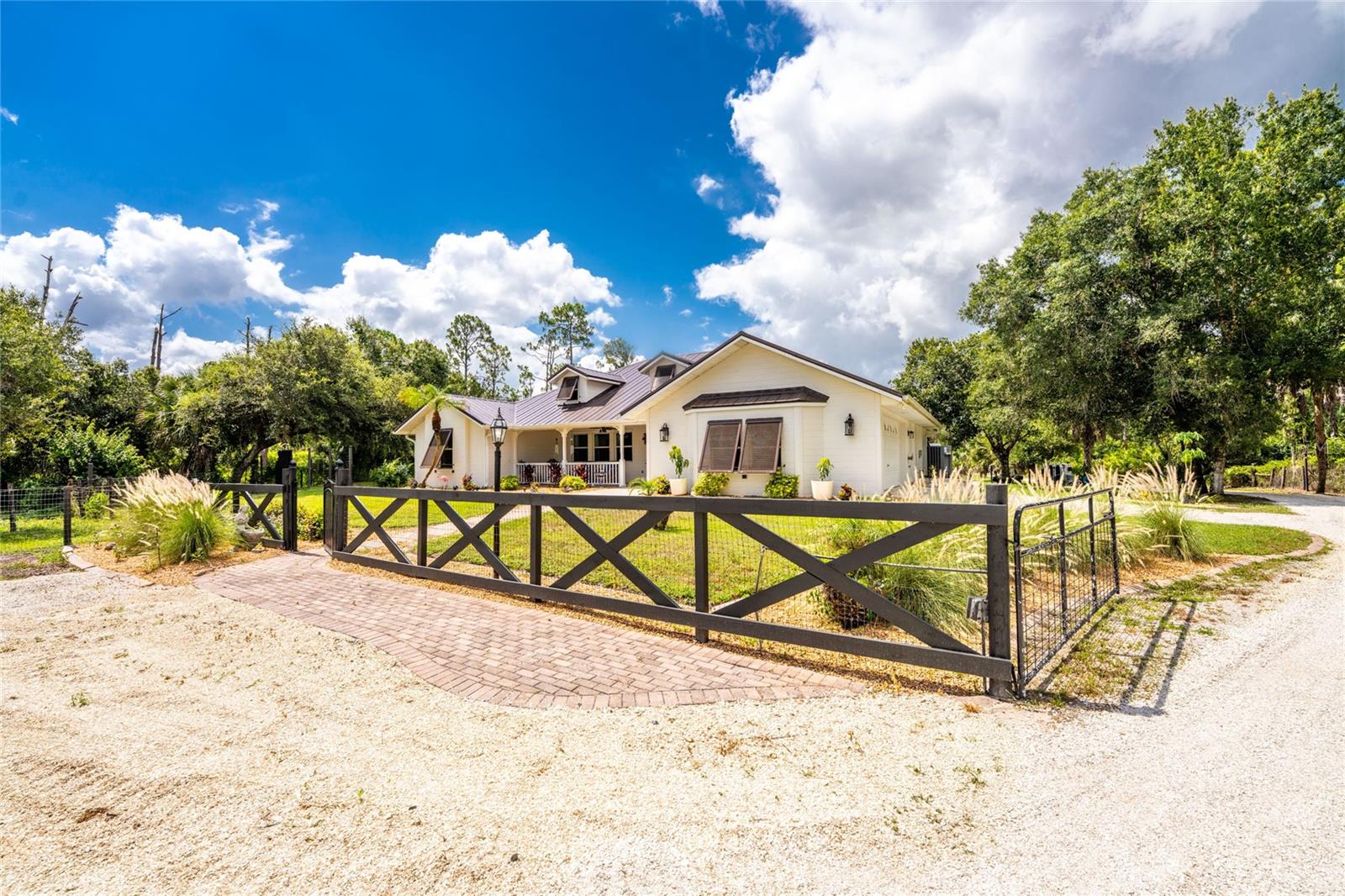 NORTH PORT CHARLOTTE ESTATES - Residential