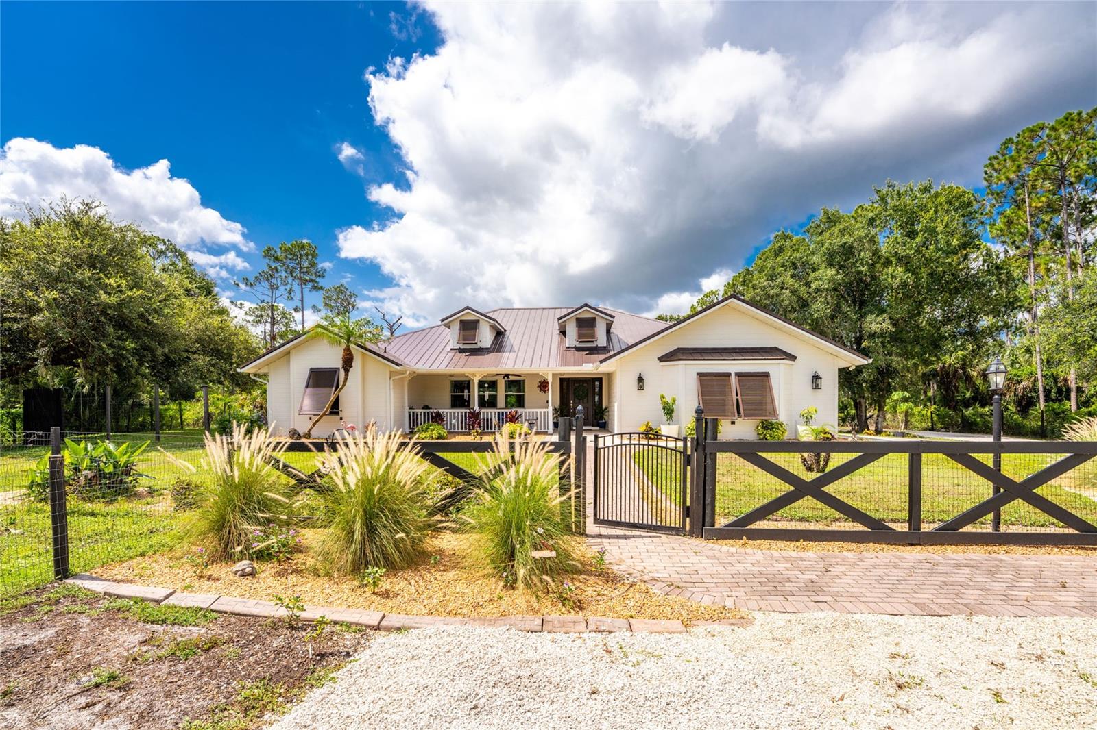 NORTH PORT CHARLOTTE ESTATES - Residential