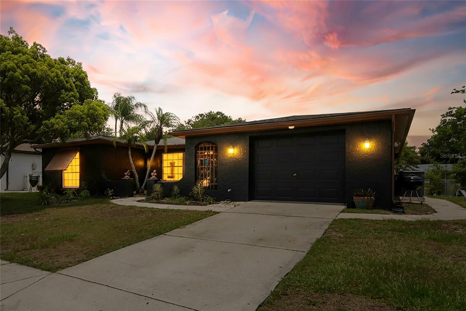 REGENCY PARK - Residential