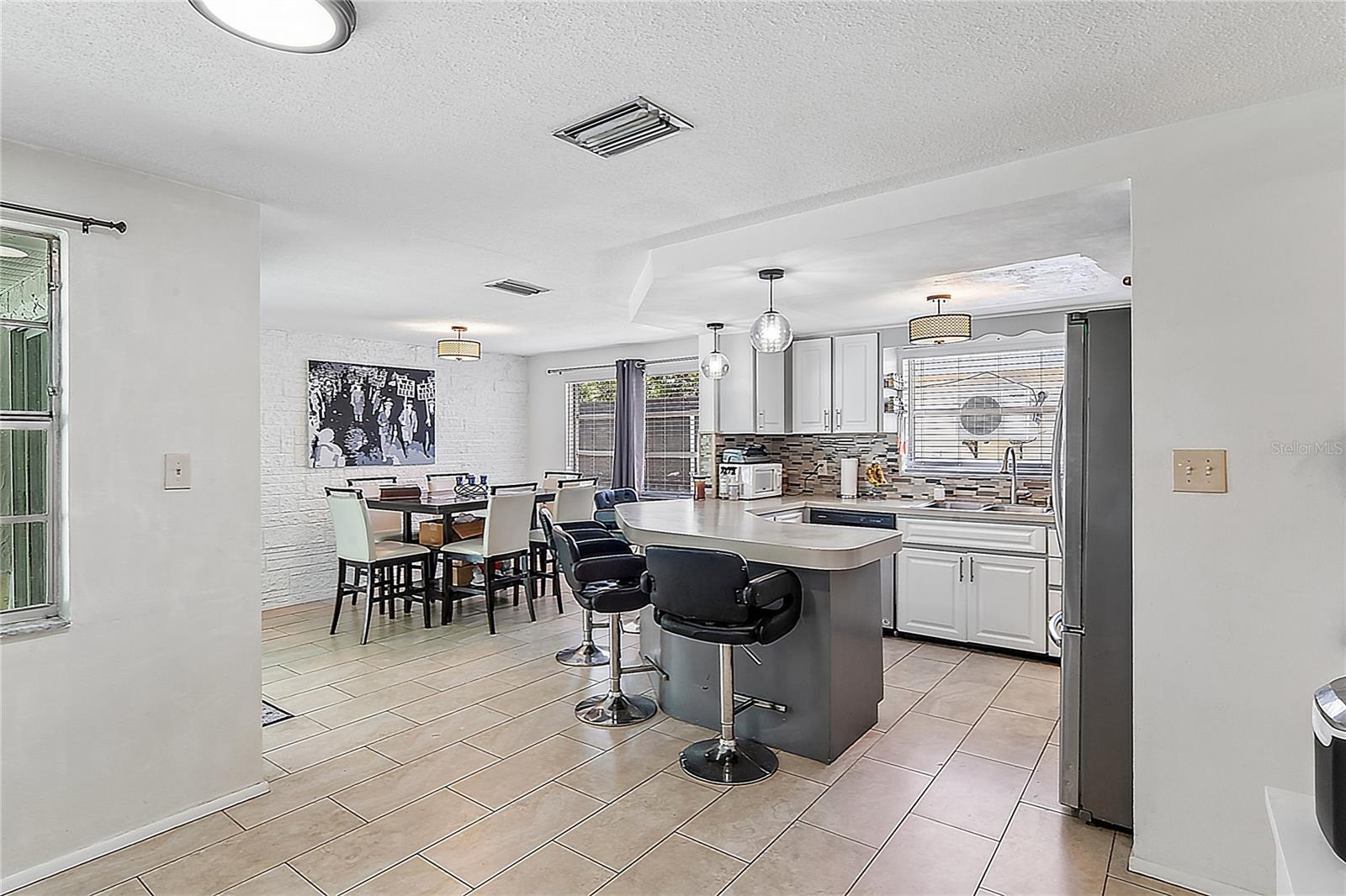 REGENCY PARK - Residential