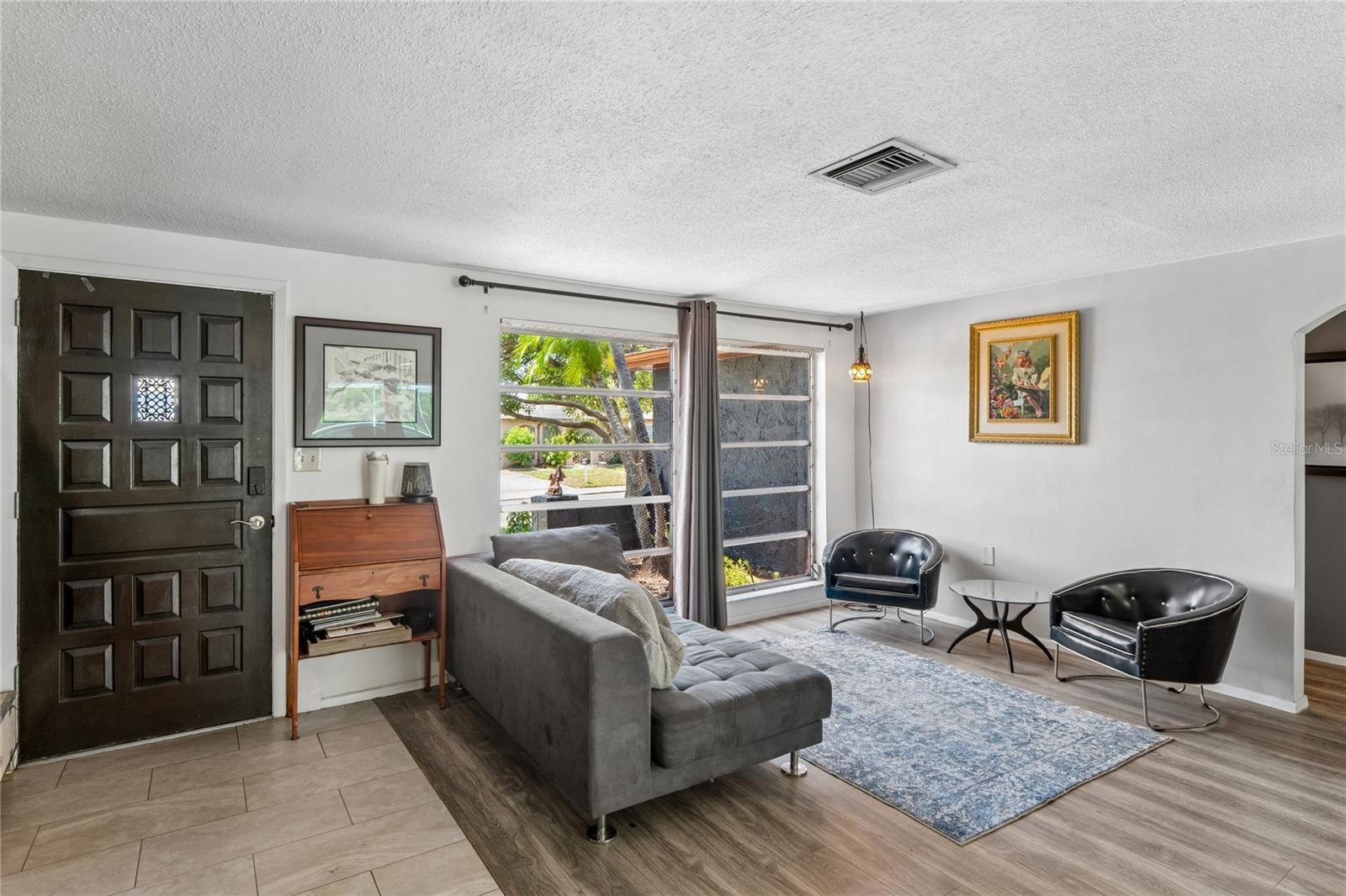 REGENCY PARK - Residential