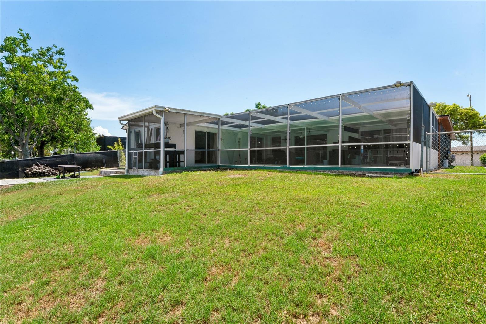 REGENCY PARK - Residential