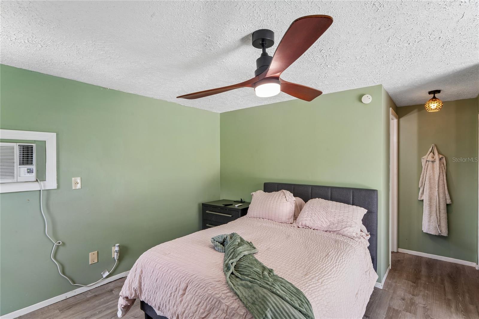 REGENCY PARK - Residential
