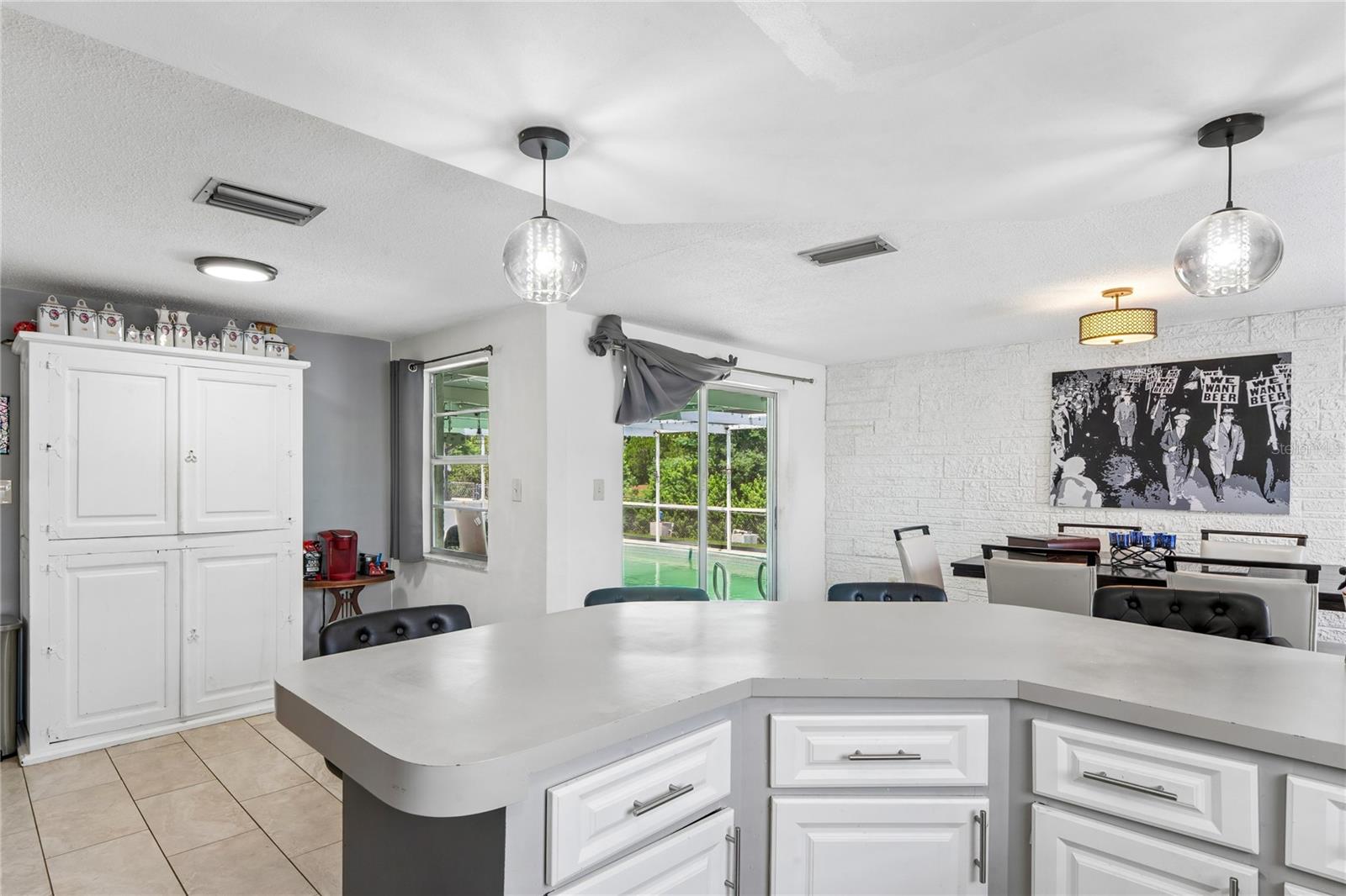 REGENCY PARK - Residential