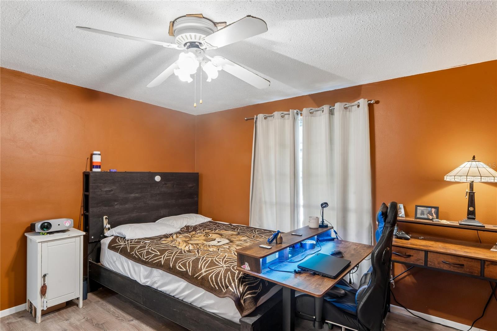 REGENCY PARK - Residential