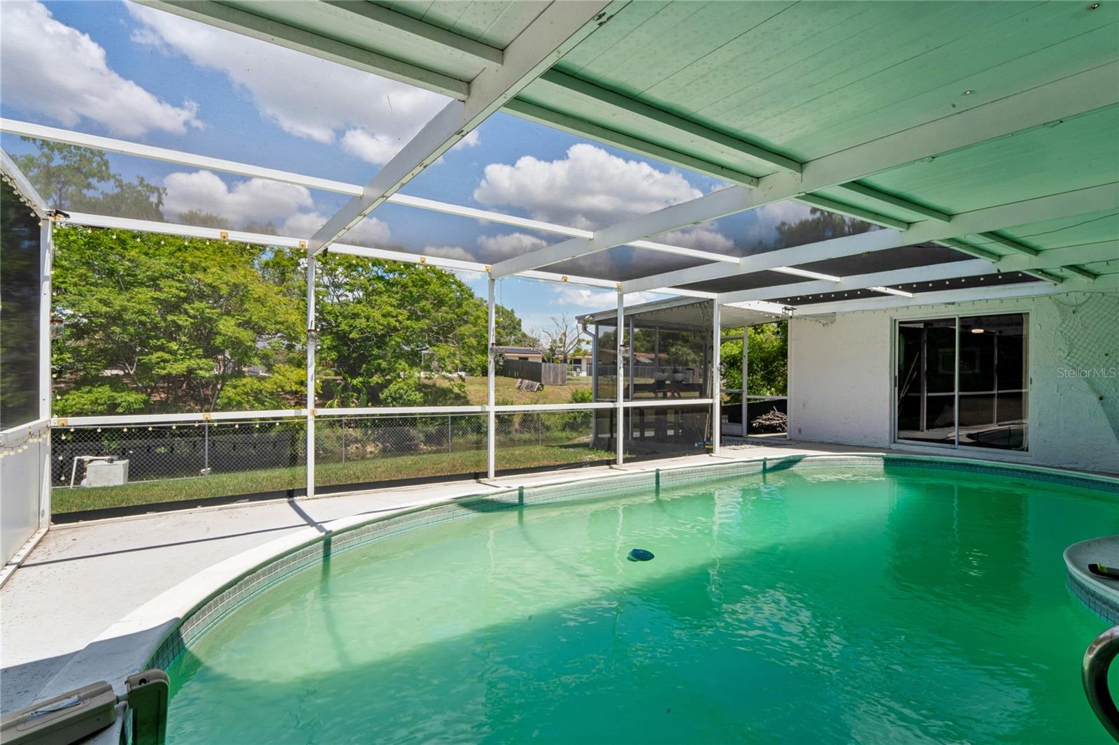 REGENCY PARK - Residential