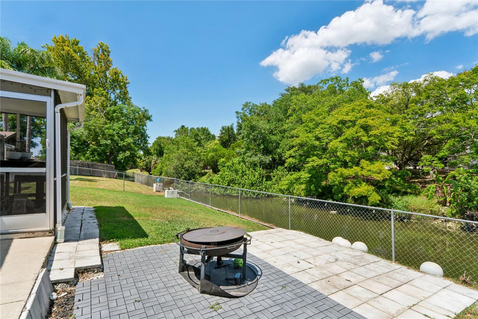 REGENCY PARK - Residential