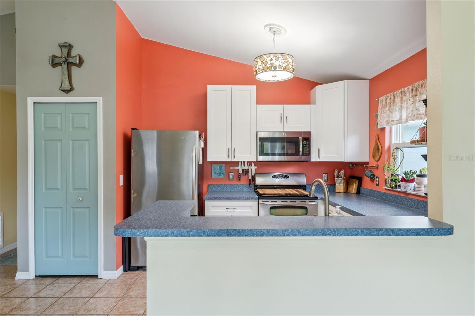 PARK AVE ESTATES - Residential