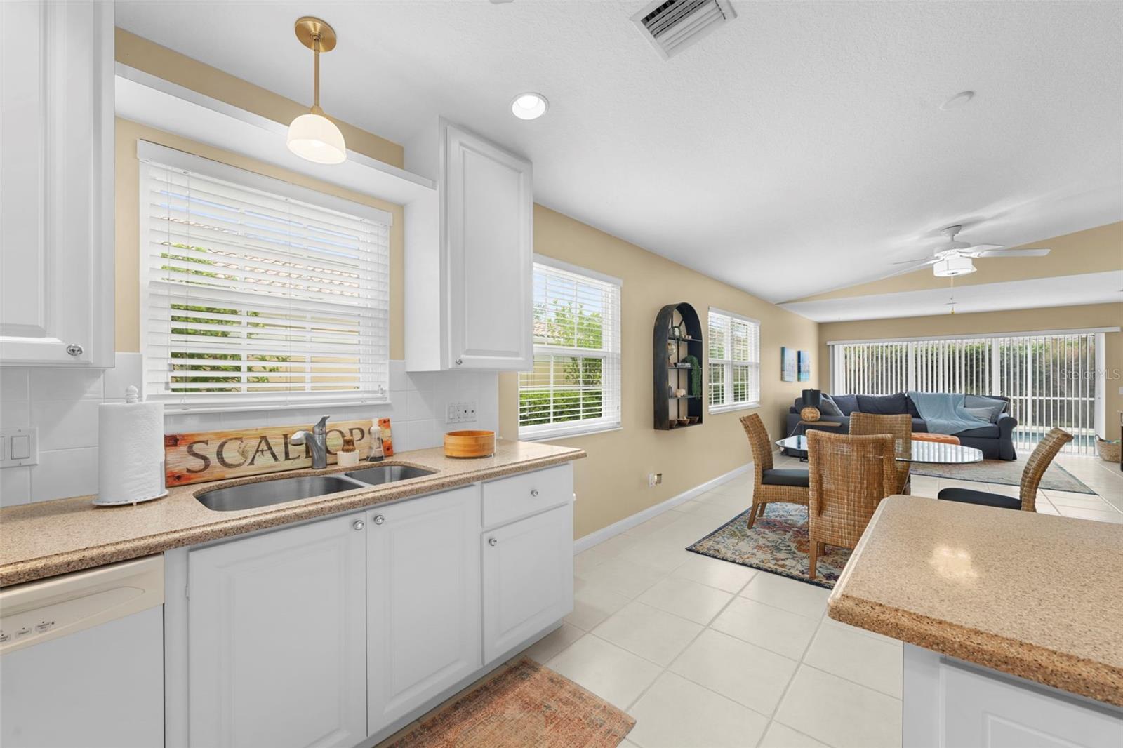 VILLAGEWALK - Residential