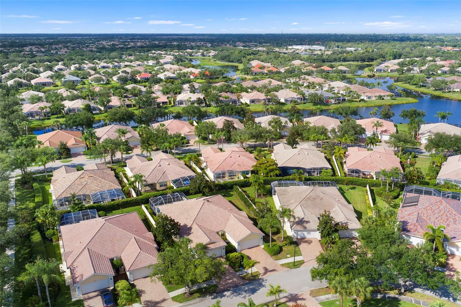 VILLAGEWALK - Residential