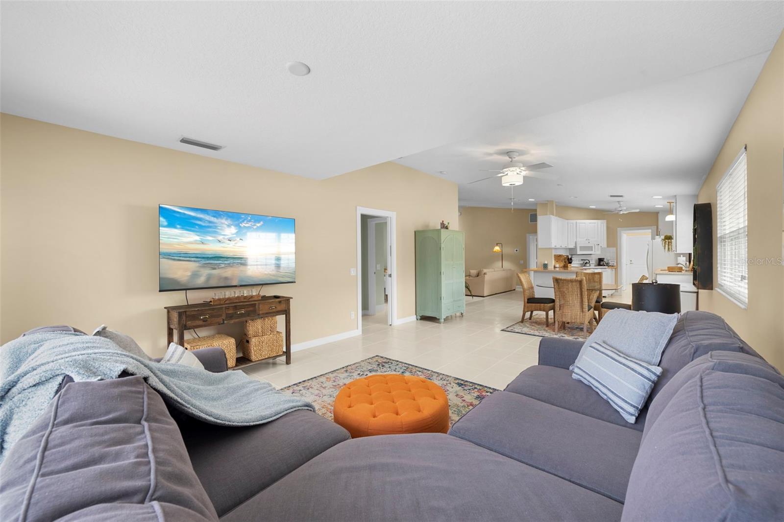 VILLAGEWALK - Residential