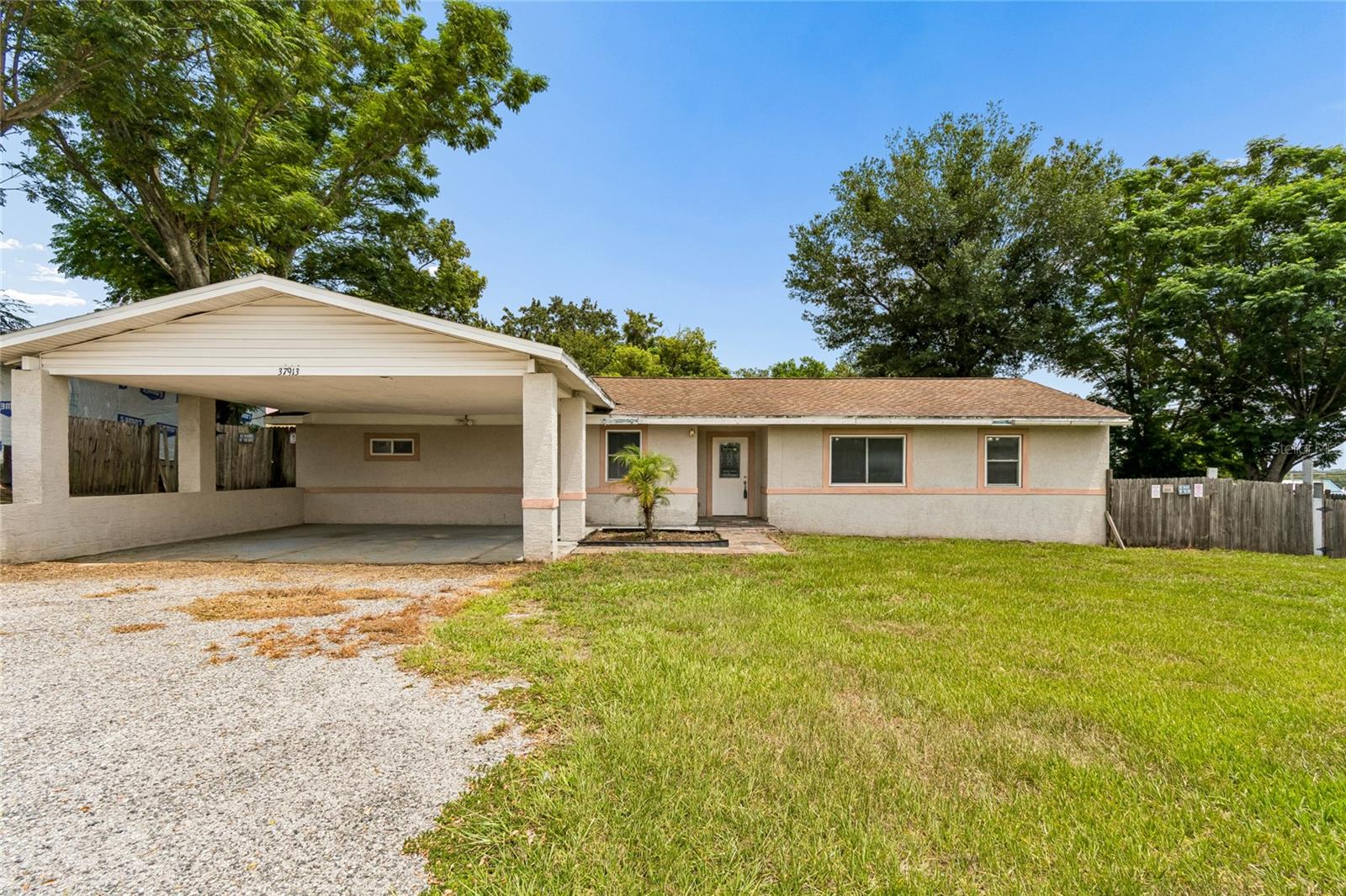 ORANGE GROVE VILLAS - Residential
