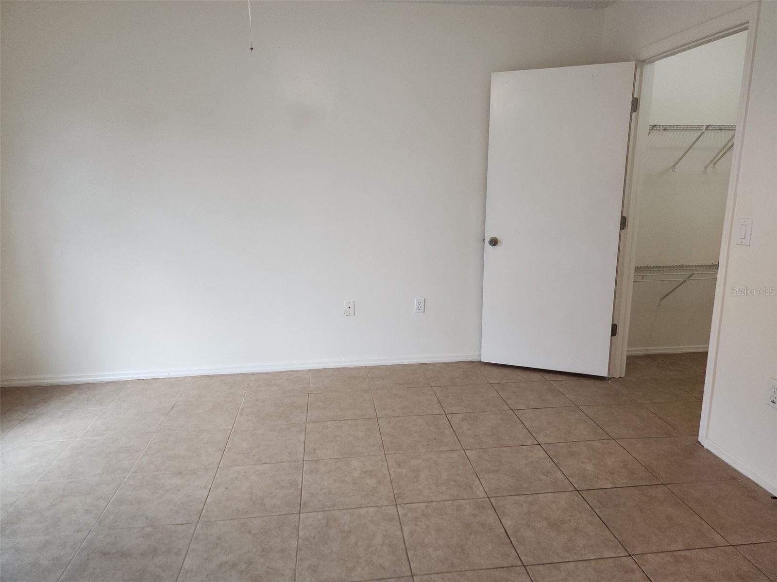 FAIRWAY GLEN AT MEADOW WOODS CONDO - Residential Lease