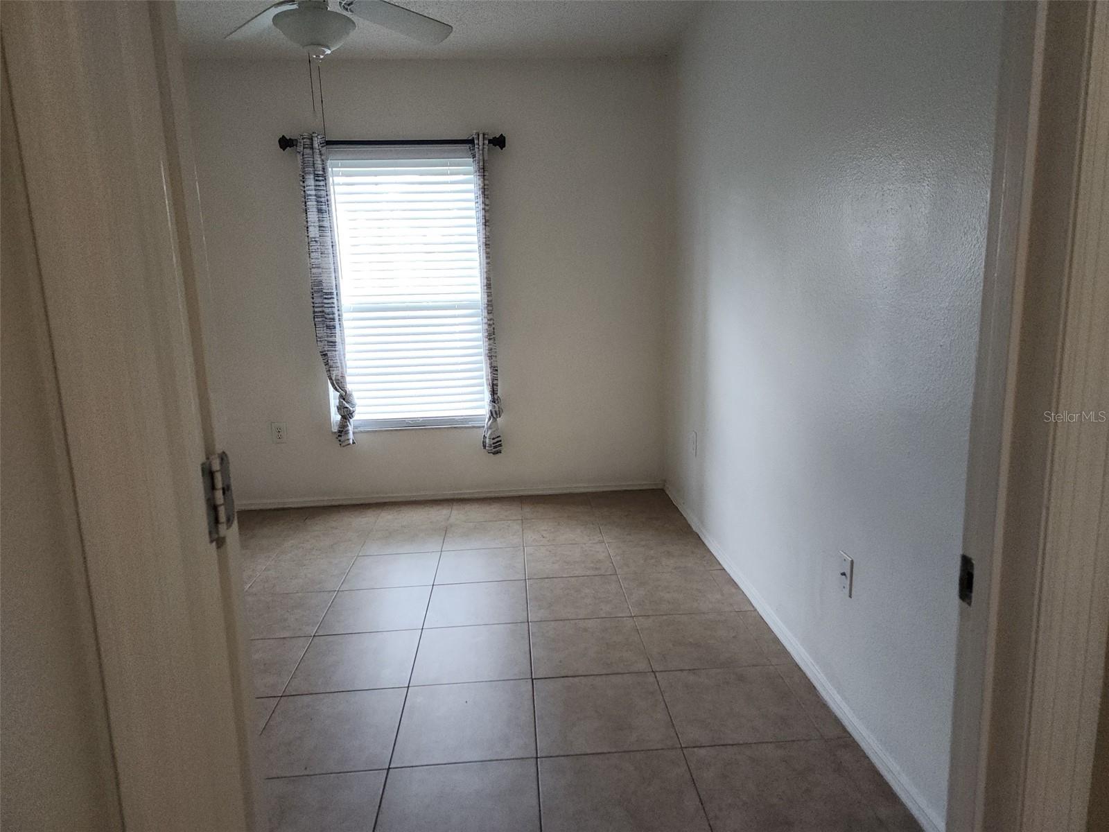 FAIRWAY GLEN AT MEADOW WOODS CONDO - Residential Lease