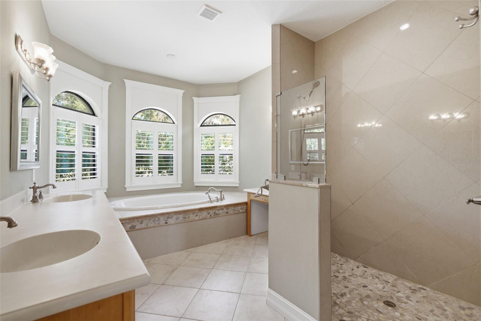NORTH TAMPA LAND COS SUB - Residential