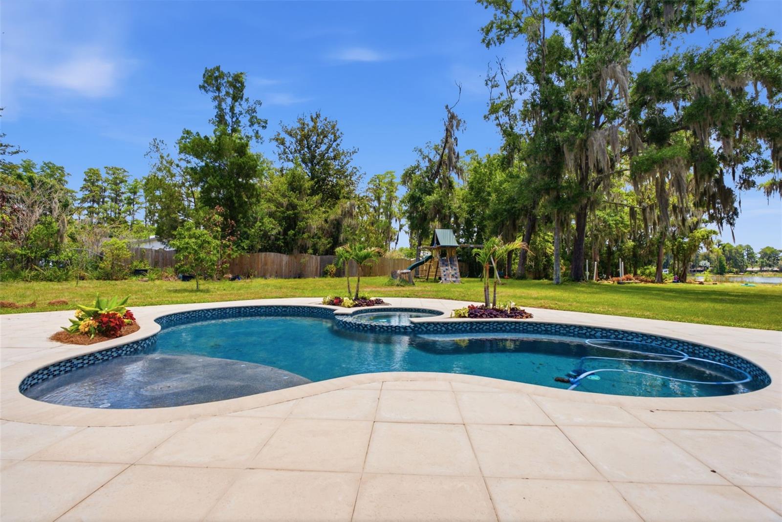 NORTH TAMPA LAND COS SUB - Residential