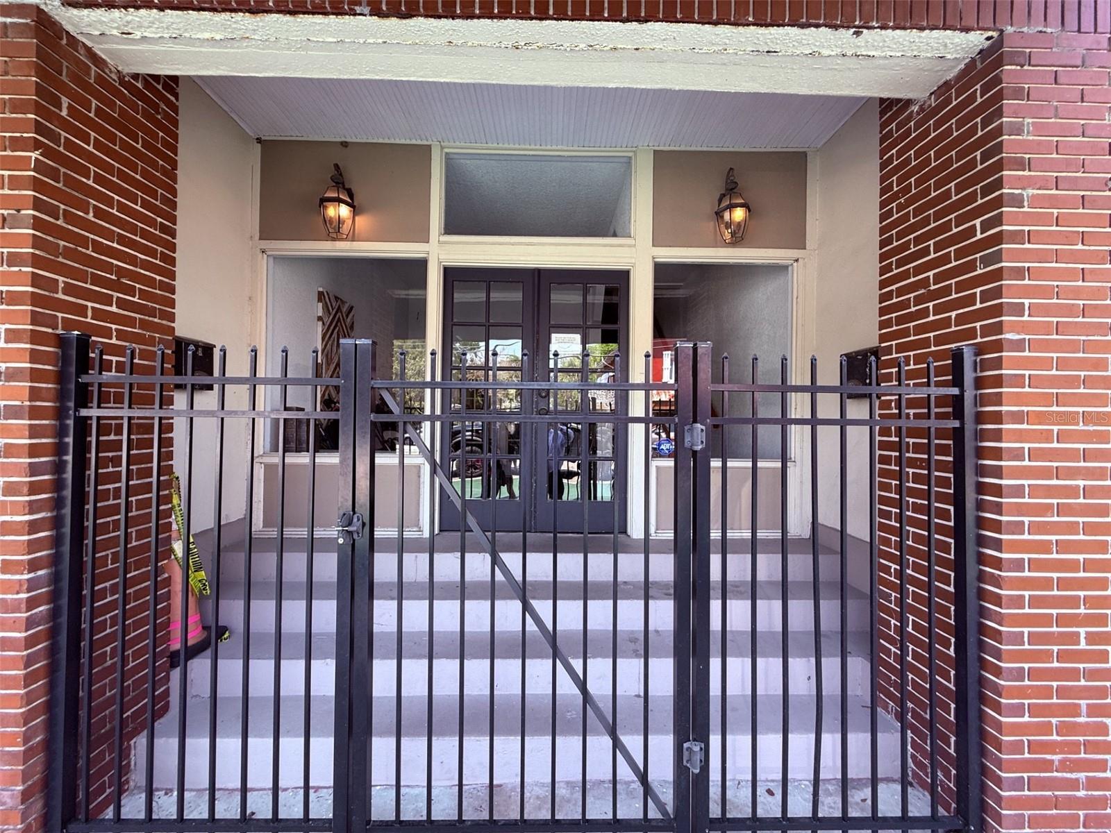 TITUSVILLE - Commercial Sale