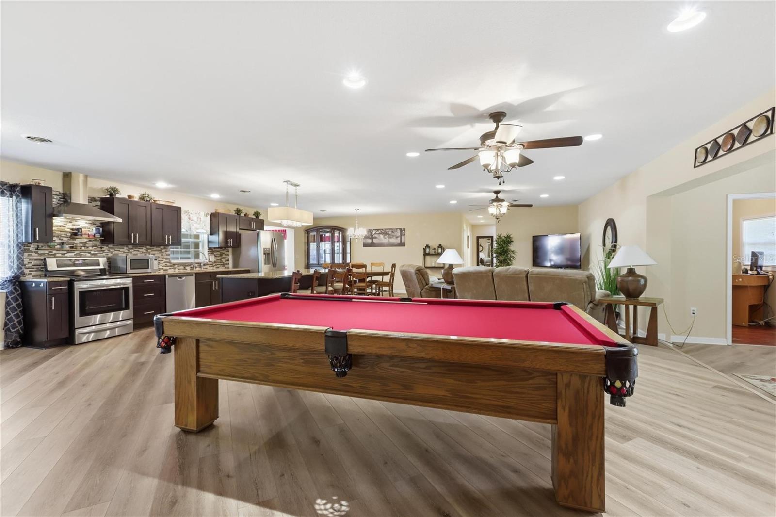 DUPON ESTATES - Residential
