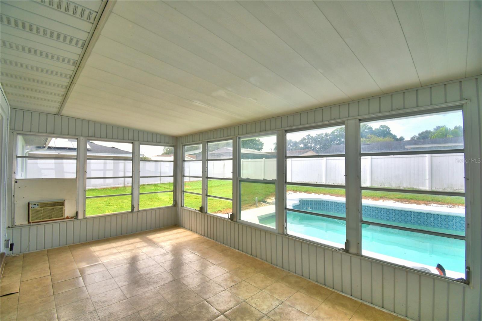 FLA HIGHLANDS CO SUB - Residential Lease