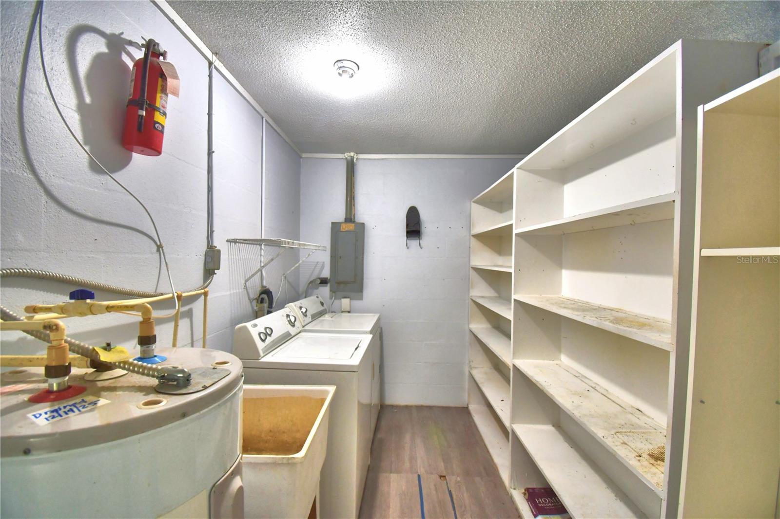 FLA HIGHLANDS CO SUB - Residential Lease